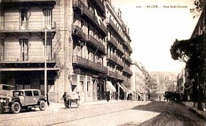 Alger - Rue Sadi-Carnot - Automobile Voisin
